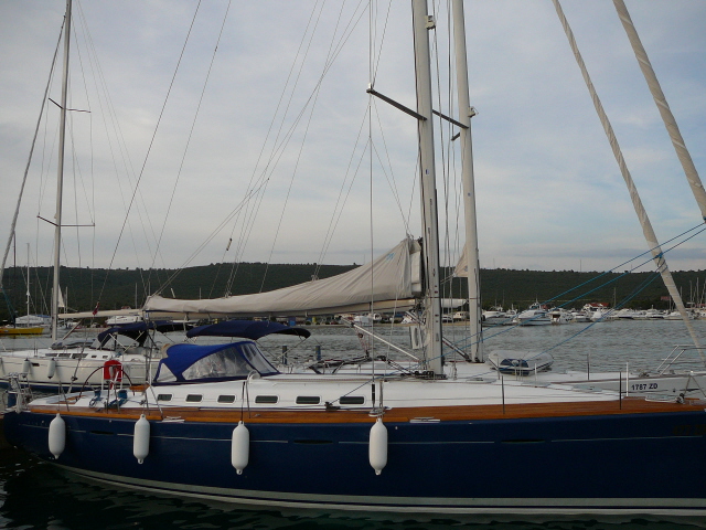Charteryacht Regatta yacht Beneteau First 47.7 7